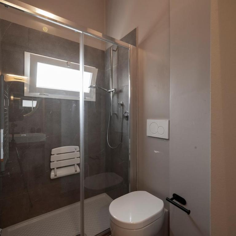 Luxury Center - Next to the Sea- Aria condizionata - Free Parking - Appartamento con 3 Camere da Letto - 14