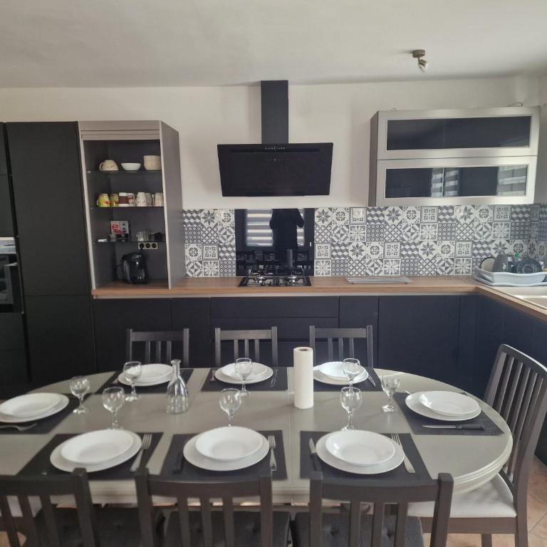 Les Pins grand duplex T5 avec jardin les plages à pied - Apartamento de 3 dormitorios - 2