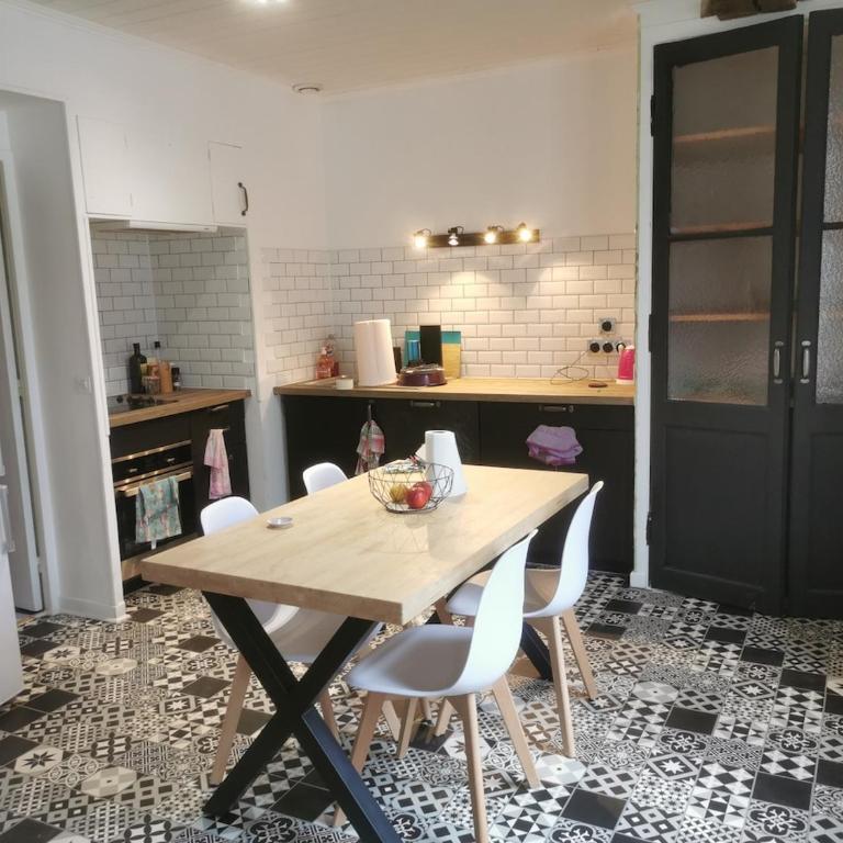 Beau Duplex situé en hypercentre d'Angers - Appartamento con 2 Camere da Letto - 7