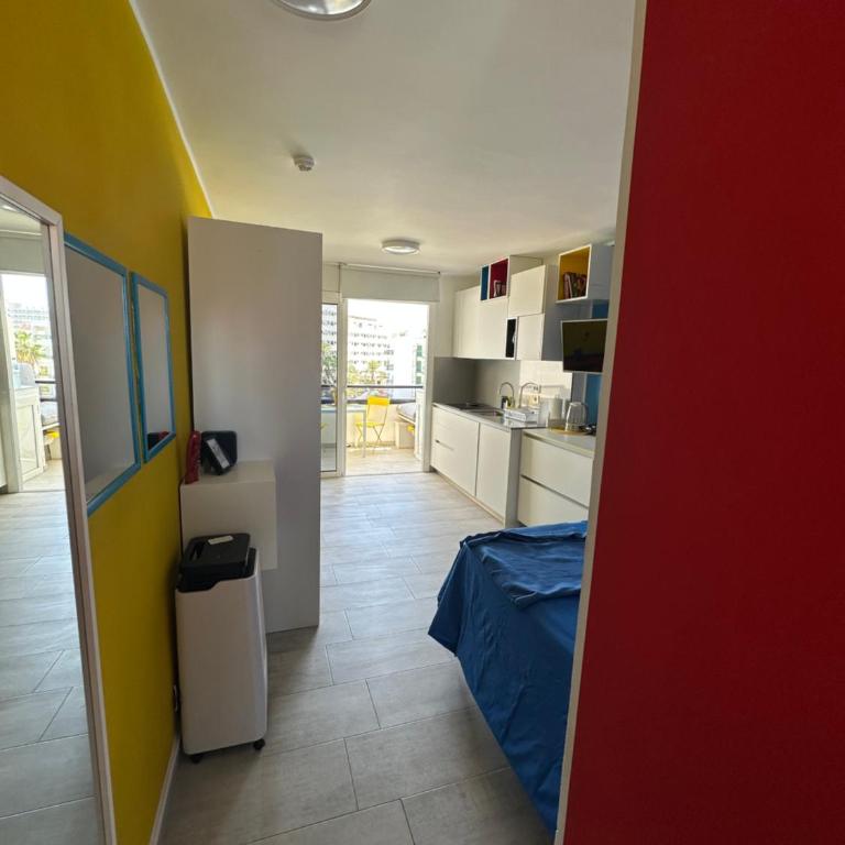Estudio mondrian - Estudio con vista al océano - 6
