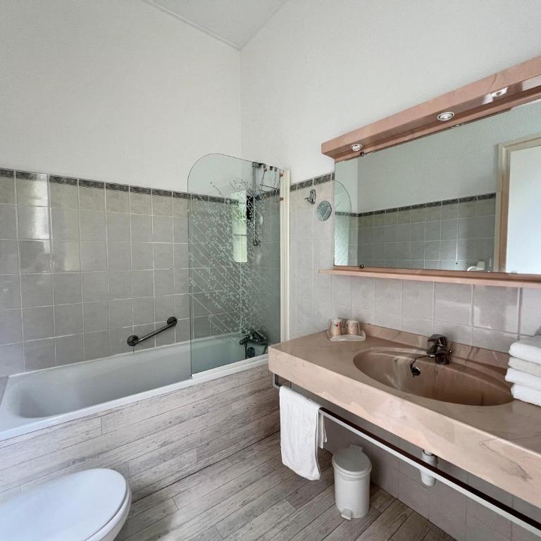 Logis Hotel restaurant des Thermes - Chambre Double Confort - 5