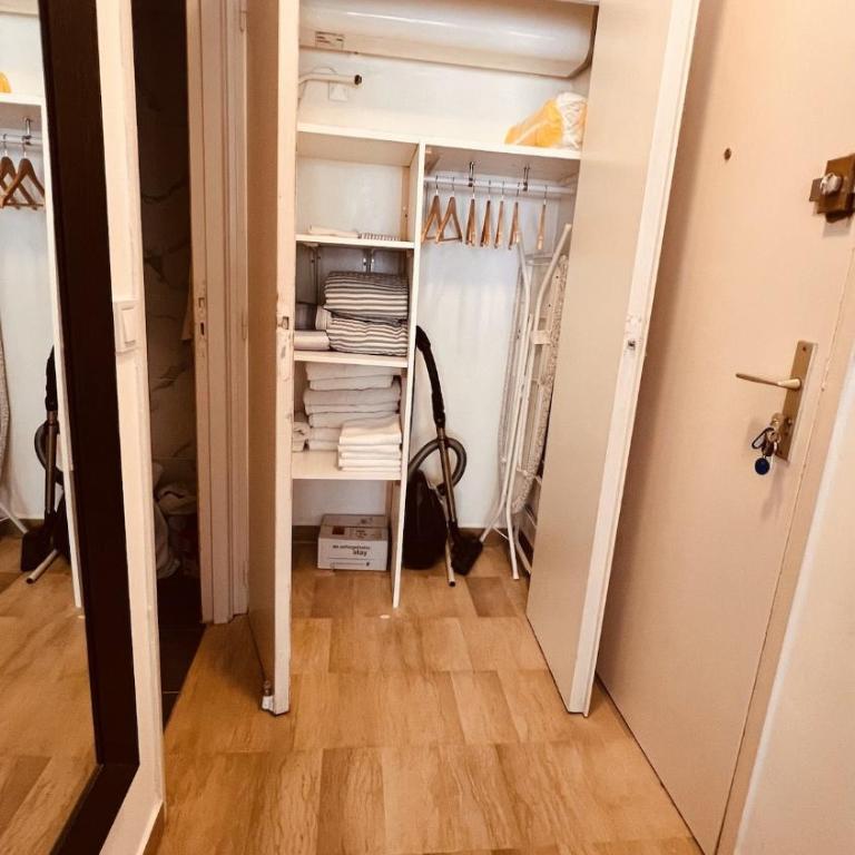 Studio spacieux avec terrasse, à 150m de la plage - Appartement 1 Chambre - 13