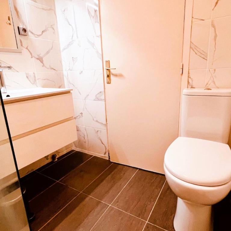 Studio spacieux avec terrasse, à 150m de la plage - Appartement 1 Chambre - 12