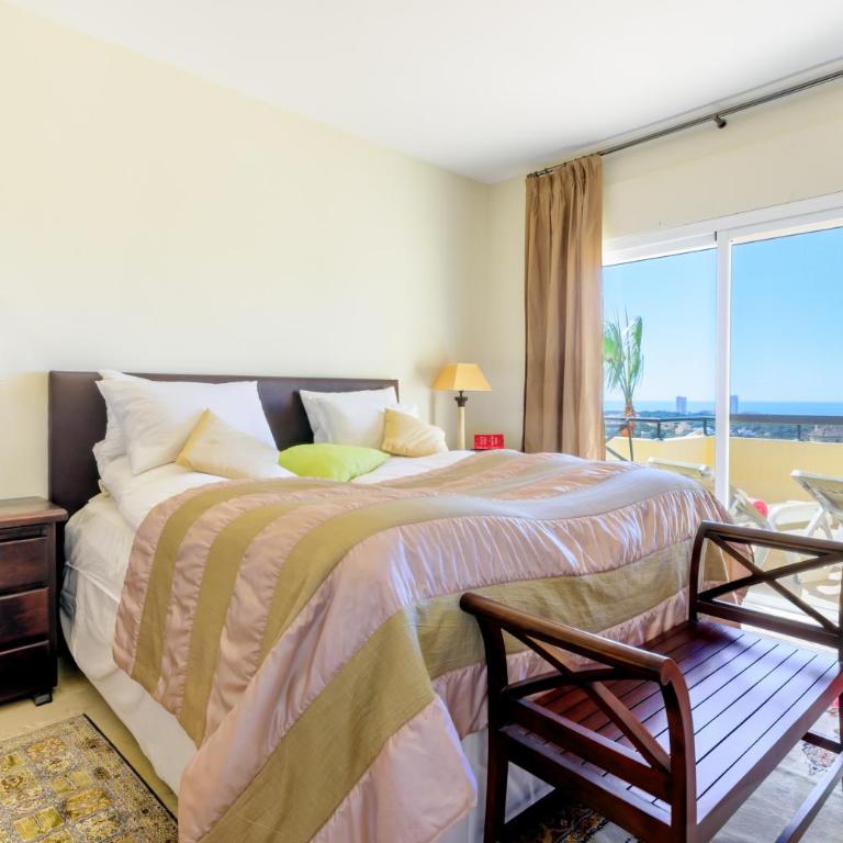 Elviria Hills Penthouse - Idyllic Golf & Sea View Oasis in Marbella - Apartamento de 3 dormitorios con vistas al mar - 23