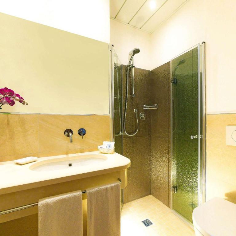 Hotel Colorado Cesenatico - Camera Matrimoniale/Doppia con Letti Singoli con Vista Mare - 1