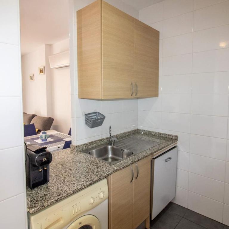 Las Arenas Bajo frente a la piscina ALBERT VILLAS - Apartamento con vistas a la piscina - 15