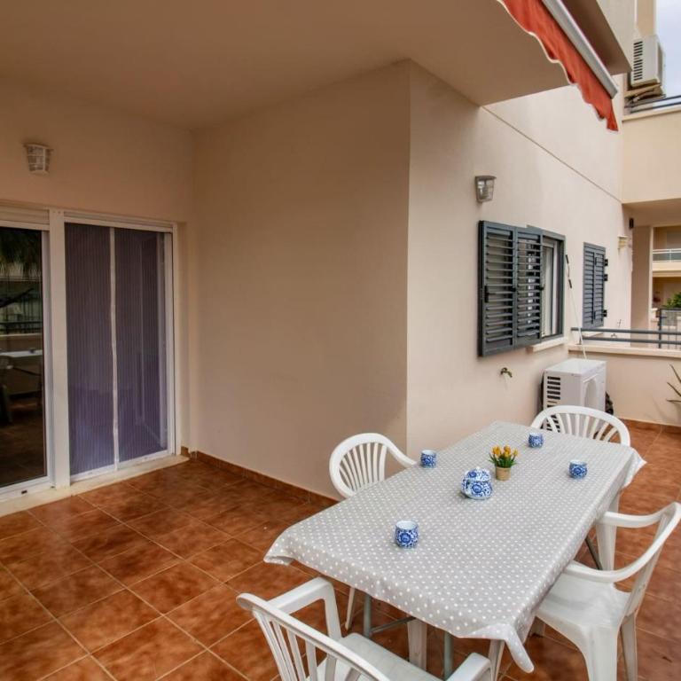 Las Arenas Bajo frente a la piscina ALBERT VILLAS - Apartamento con vistas a la piscina - 24