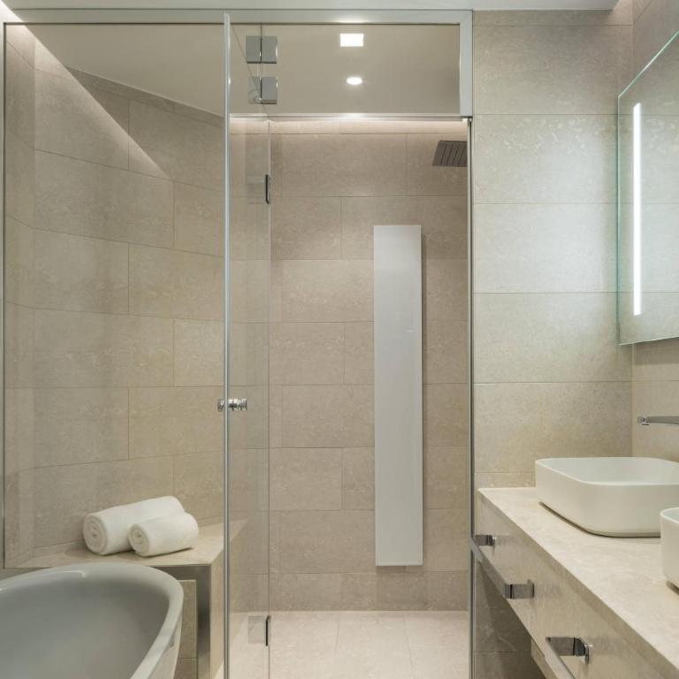 The Ritz-Carlton Hotel de la Paix, Geneva - Suite Lit King-Size - Vue sur Jardin - 4