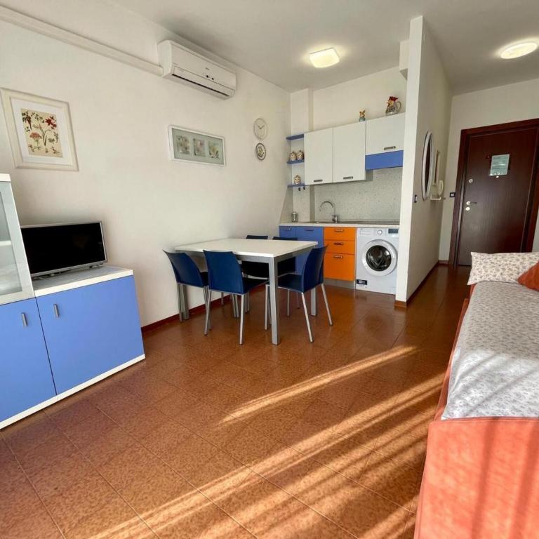 Flat with partial sea view - Appartamento - 2