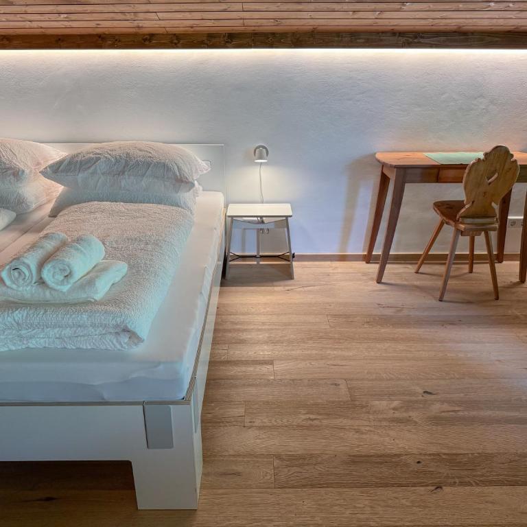 "Drei Buben" - Moderne Ferienwohnung in St Martin bei Lofer, NEU ab Sommer 2025 - Apartment mit 2 Schlafzimmern - 2