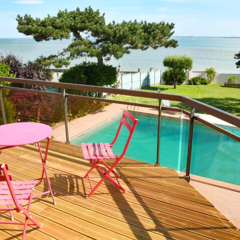 Villa avec piscine chauffée et magnifique vue mer - Villa - 40