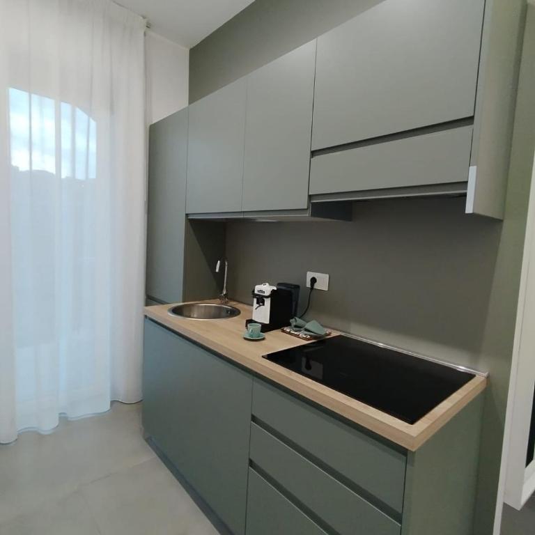 Naples Apartment - Nicolini 39 - Two-Bedroom Apartment with Balcony - 13