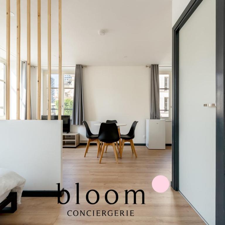 Le cocon Place du Marché Nancy coeur de ville - Apartment - 7