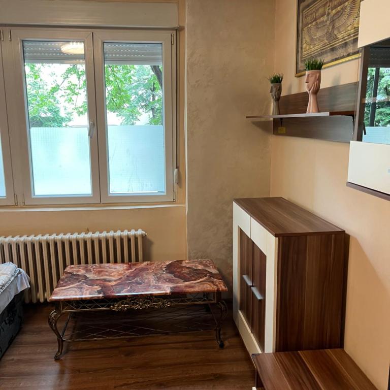 STAN dve spavaće sobe - Apartman sa 2 Spavaće Sobe - 7