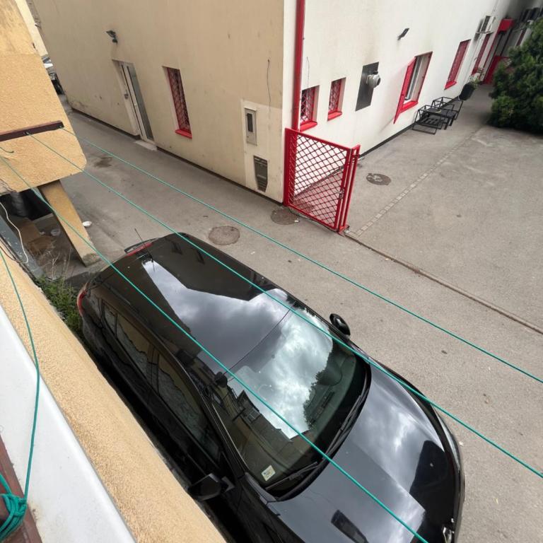 STAN dve spavaće sobe - Apartman sa 2 Spavaće Sobe - 15