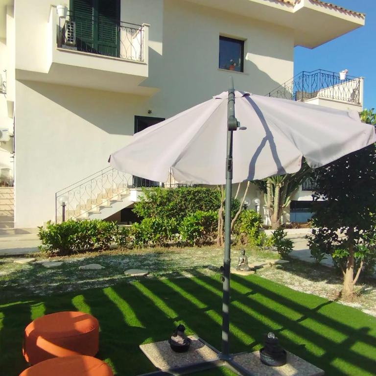 Fiore di Loto Rooms - Camera Matrimoniale Deluxe con Balcone - 63