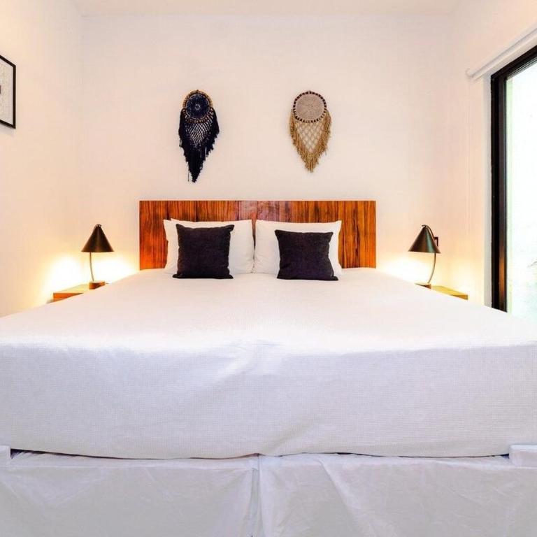 Magnificent Villa one block from Playacar beach - One-Bedroom Apartment - 23
