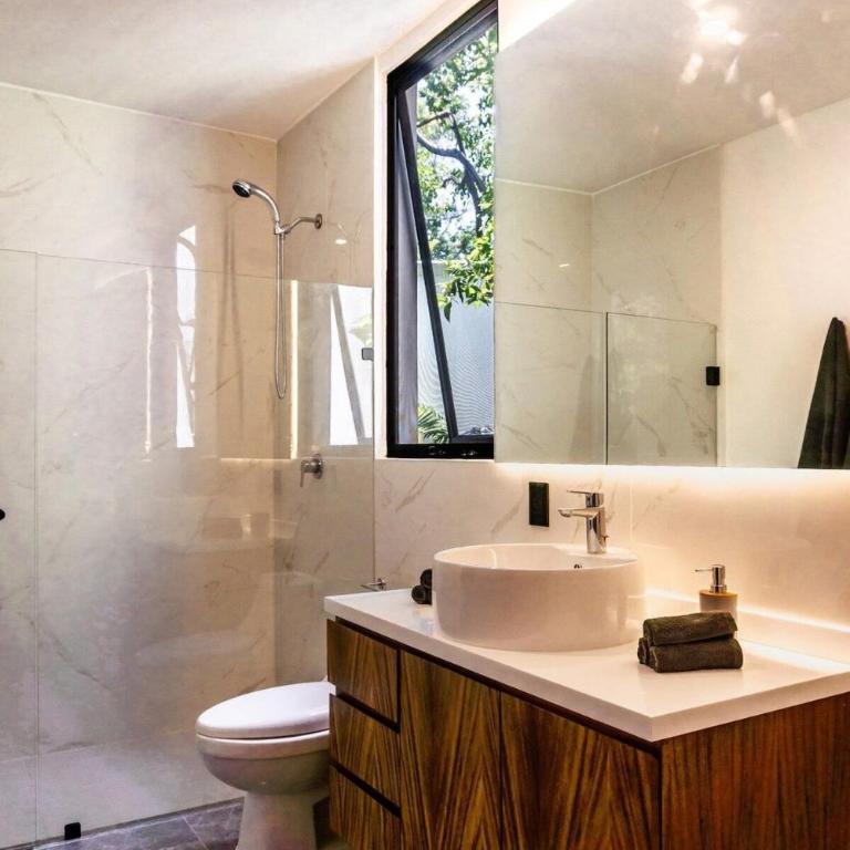 Magnificent Villa one block from Playacar beach - One-Bedroom Apartment - 27