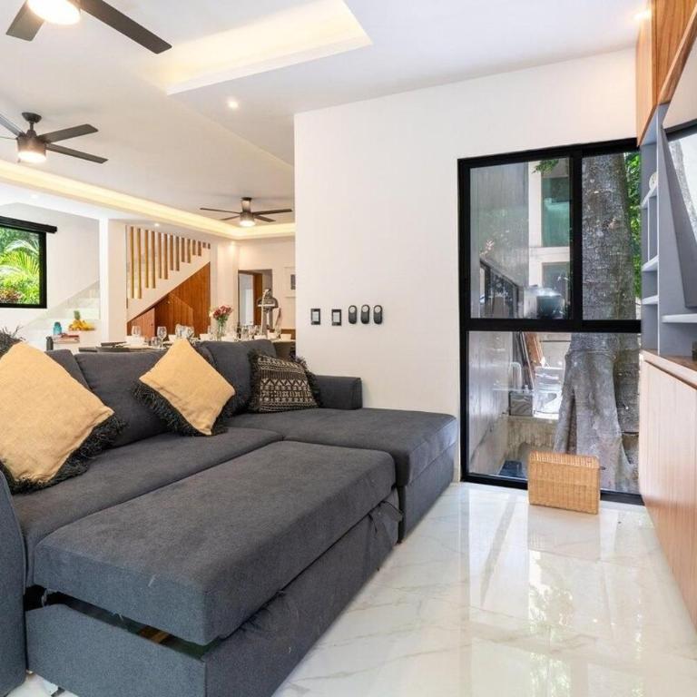 Magnificent Villa one block from Playacar beach - One-Bedroom Apartment - 47
