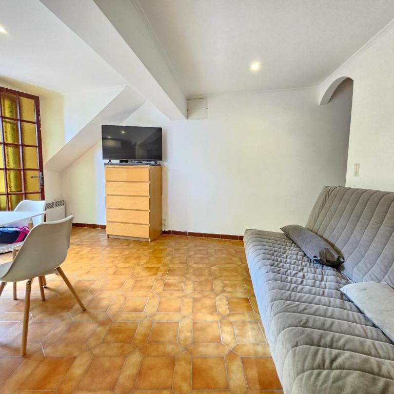 Roquebrune-Cap-Martin - Charmant 2 pièces - Vue Mer - Terrasse- Parking - Proximité Monaco et Plages - Appartement 1 Chambre - 12