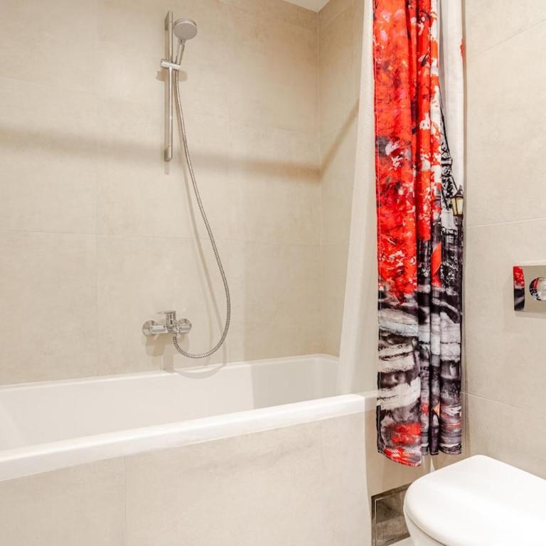 Belgrade Waterfront - Steps to Galerija Shopping Mall - Three-Bedroom Apartment - 25