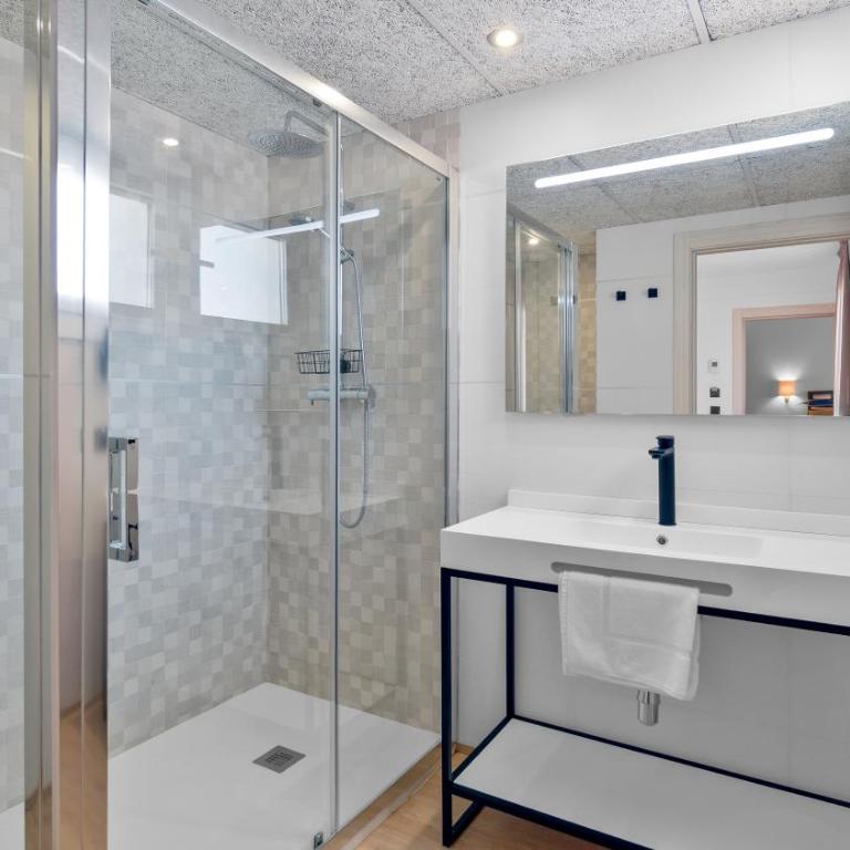 Hotel Costa Brava - Habitación Doble - 16