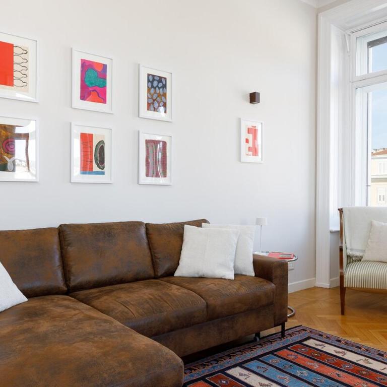 Apartments Trieste Centro I Amazing View - Appartamento con 2 Camere da Letto - 9