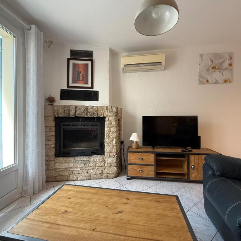 Maison Tamaris - Three-Bedroom House - 2