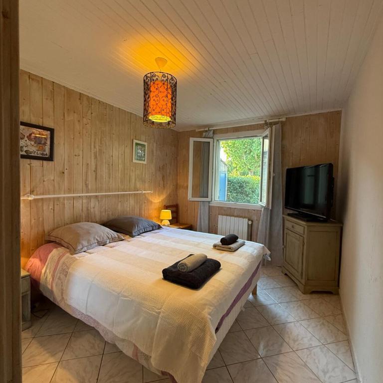 Maison Tamaris - Three-Bedroom House - 16