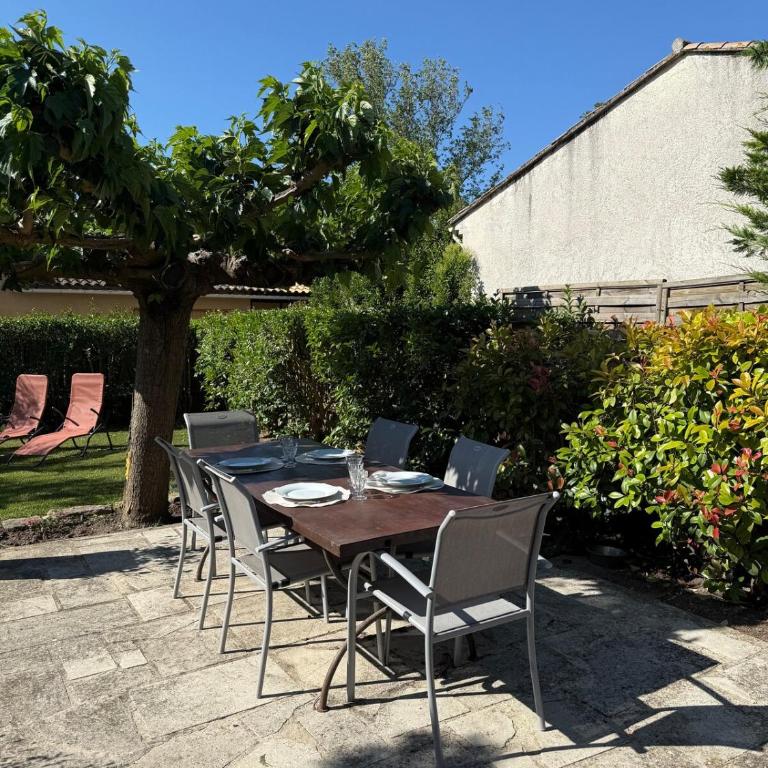 Maison Tamaris - Three-Bedroom House - 23