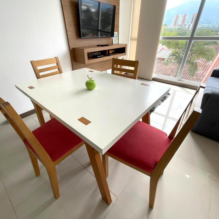 Clubh310 Apartamento con piscina, gimnasio y barbacoa, vistas a la coordillera - Apartment - 44