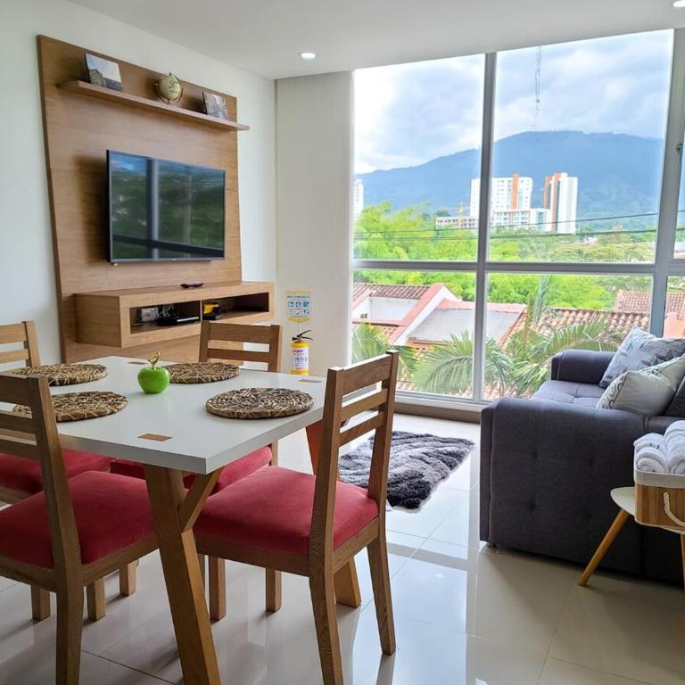 Clubh310 Apartamento con piscina, gimnasio y barbacoa, vistas a la coordillera - Apartment - 52