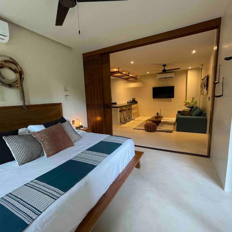 Nature Retreat Tulum Apartment with Tub and Terrace - One-Bedroom Apartment - 5