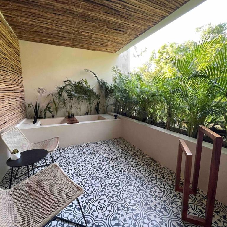 Nature Retreat Tulum Apartment with Tub and Terrace - One-Bedroom Apartment - 13