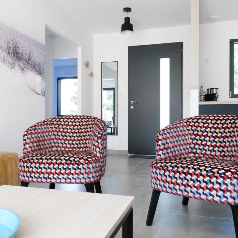 Villa des Hérondais avec piscine - idéal familles - 8 personnes - Vacation Home - 31