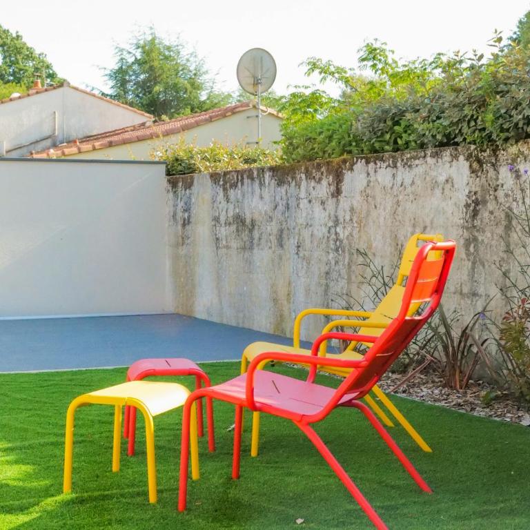 Villa des Hérondais avec piscine - idéal familles - 8 personnes - Vacation Home - 37