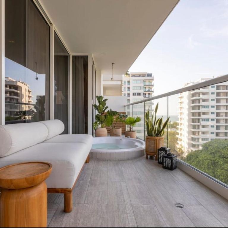 Impresionante vista Dominique 2 suites - Two-Bedroom Deluxe Apartment with Balcony - 22