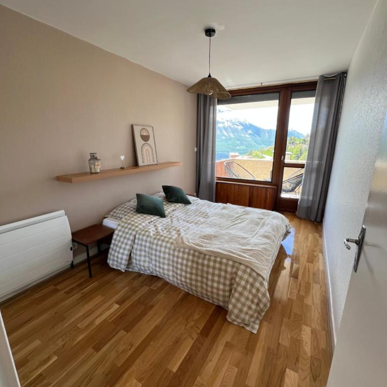 Soleil des Alpes - Appartement 2 Chambres avec Balcon - 11