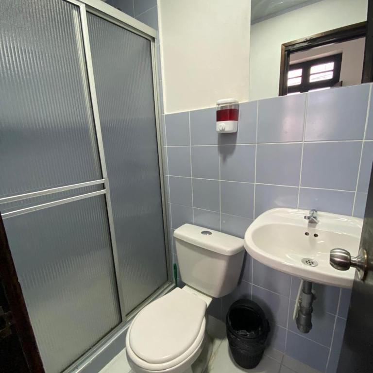 HOTEL Destino Nómada Calle 11 n 1-38 - Habitación Doble con baño privado - 4