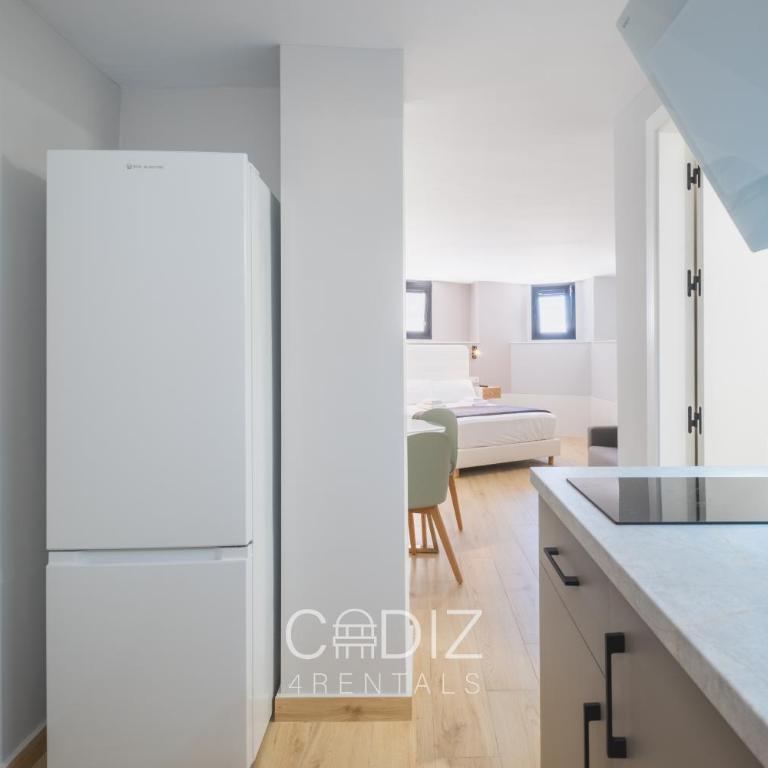 CORAL ZAHARA Suites by Cadiz4Rentals - Estudio Triple - Semisótano - 7