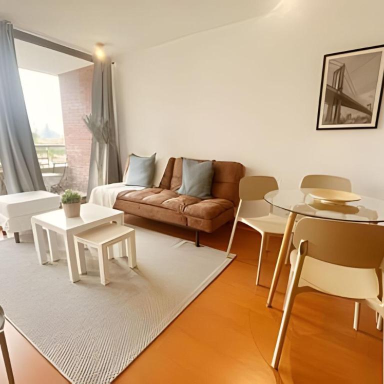 Familiar en Escuela Militar - Apartamento de 2 dormitorios - 1