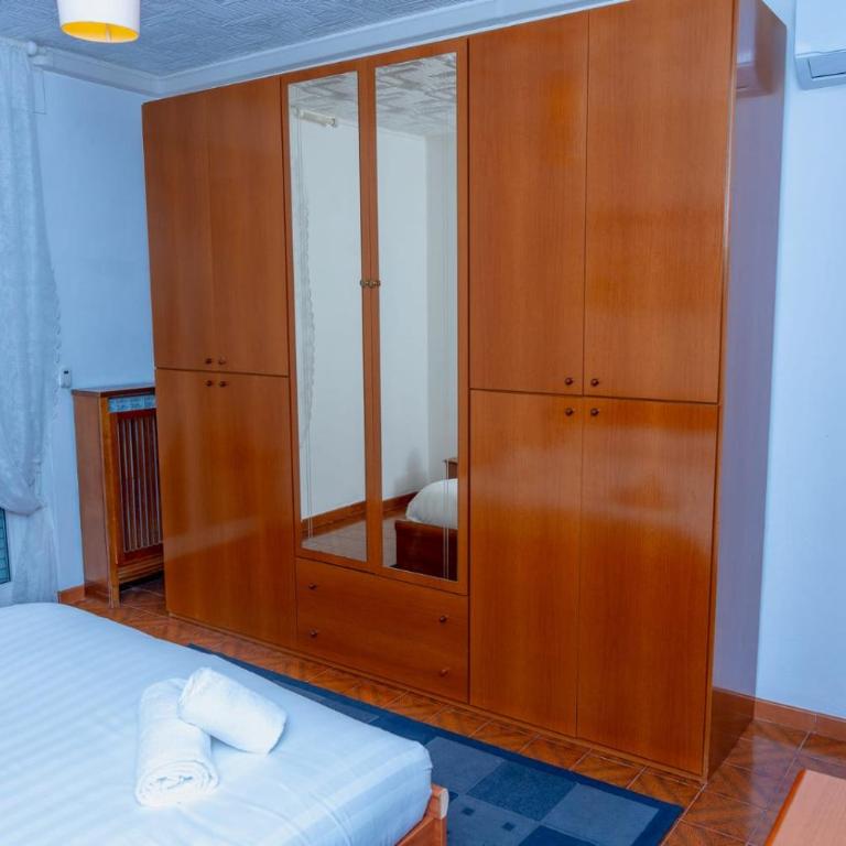 PJ Sweet Home - Near Milan - Appartement 2 Chambres - Vue sur Jardin - 11