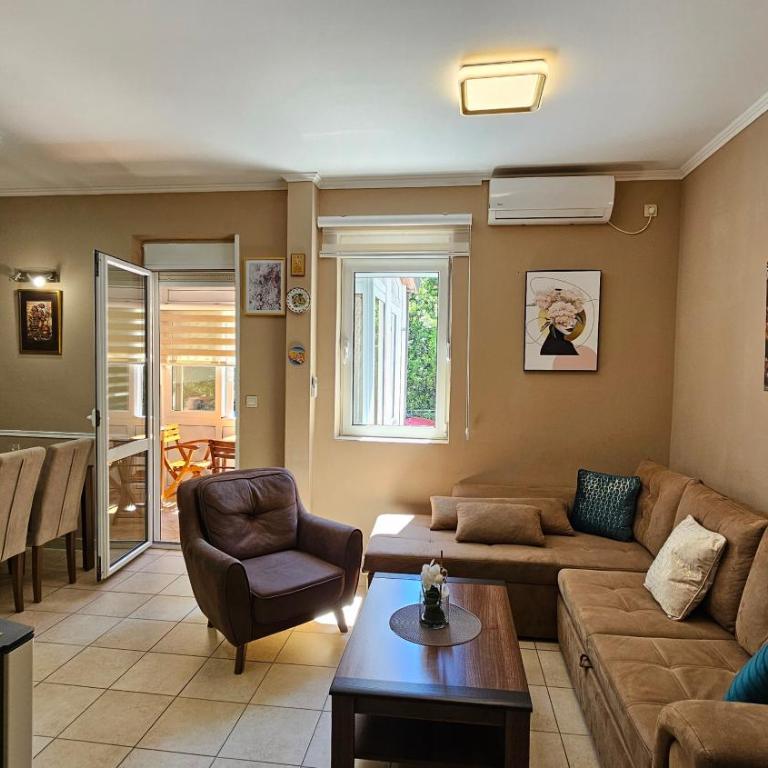 Lalovina Apartment - Two-Bedroom Apartment - 1