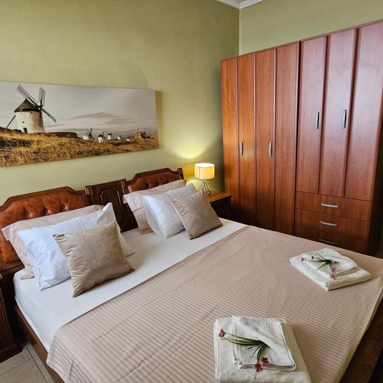 Lalovina Apartment - Two-Bedroom Apartment - 14
