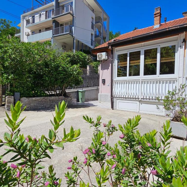 Lalovina Apartment - Two-Bedroom Apartment - 6