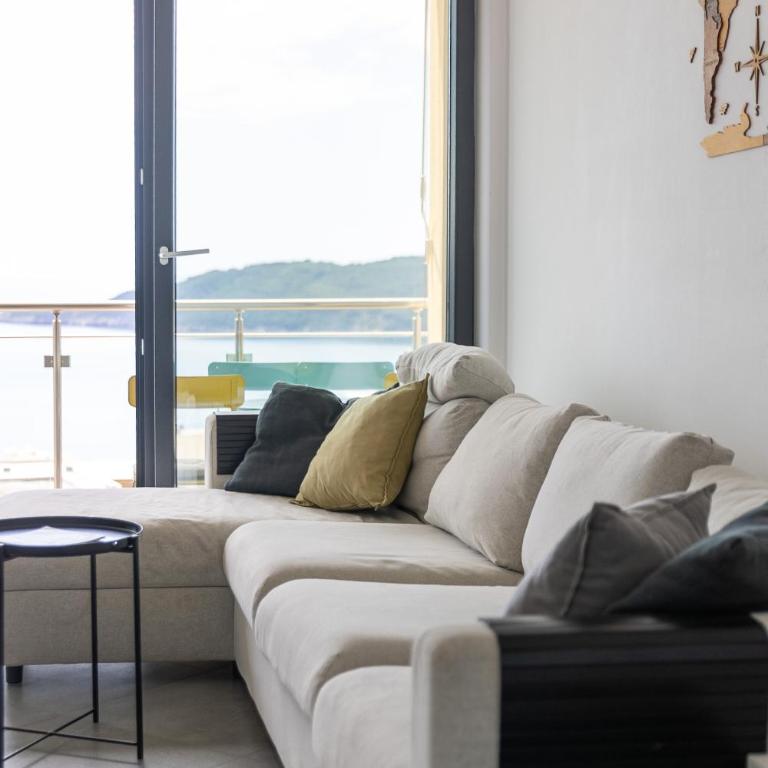 Modern Top Floor Sea View 3BR with Pools, Spa & Fitness - Apartment with Sea View - 62