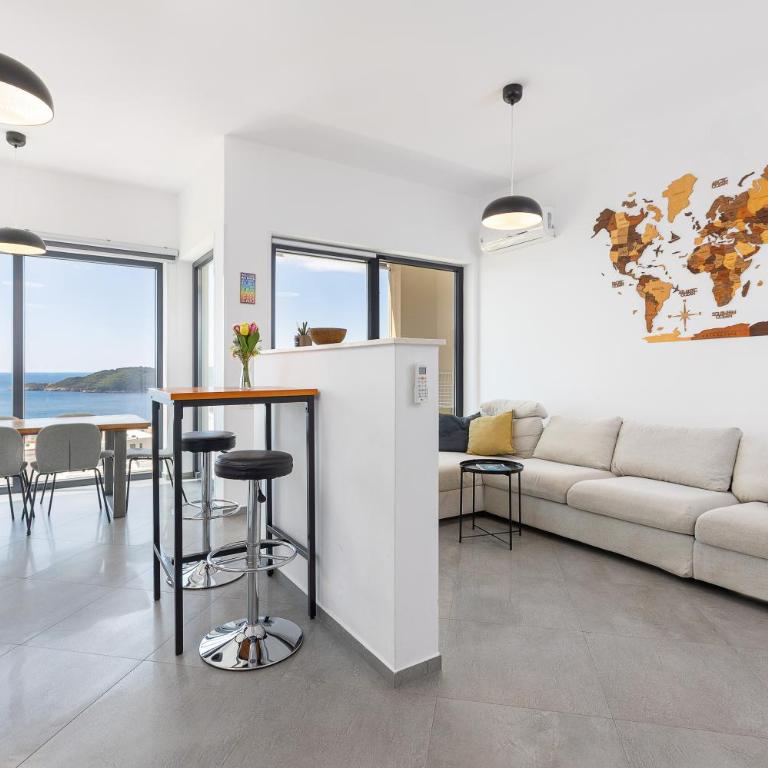 Modern Top Floor Sea View 3BR with Pools, Spa & Fitness - Apartment with Sea View - 69
