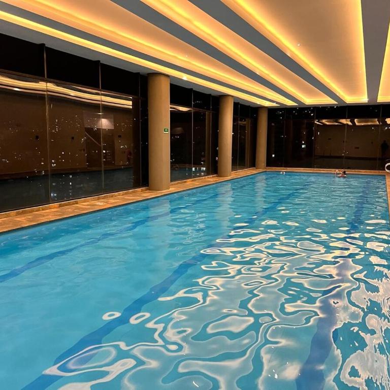 Designed 3-Bedroom Apartment & Office with 800 Wi-Fi, New Samsung Appliances - Three-Bedroom Apartment - 28