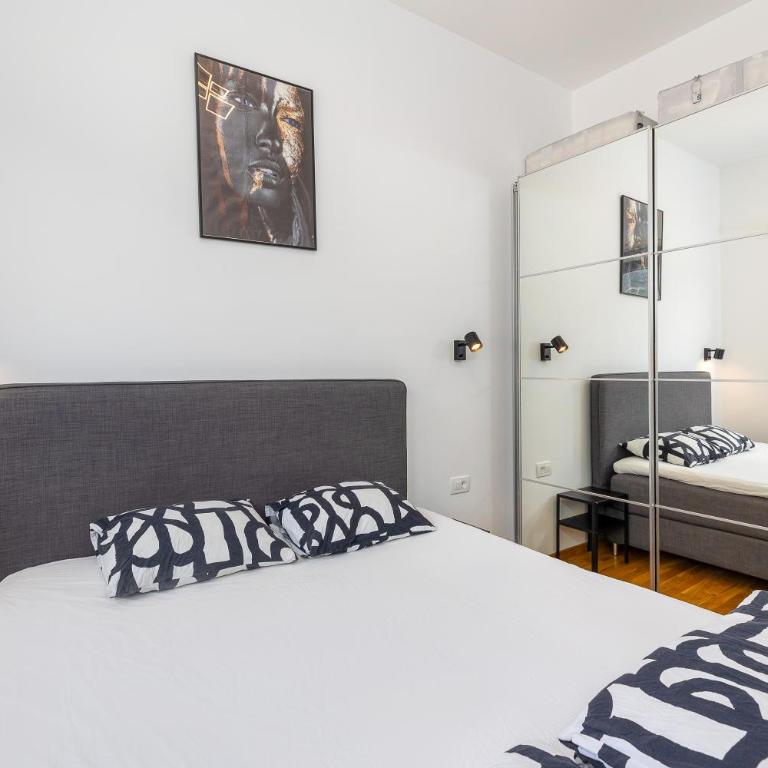 Modern Top Floor Sea View 3BR with Pools, Spa & Fitness - Apartment with Sea View - 76