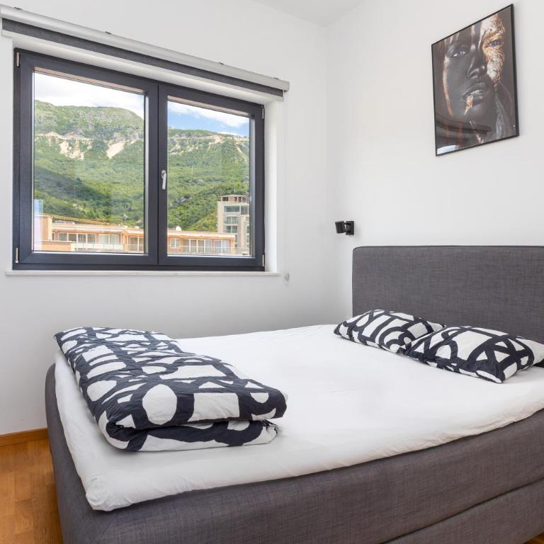 Modern Top Floor Sea View 3BR with Pools, Spa & Fitness - Apartment with Sea View - 74